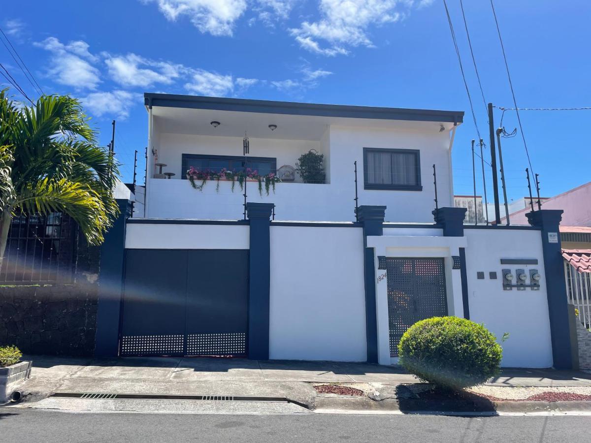 Alicia'S Place 10 Min From Airport Appartement Alajuela Buitenkant foto
